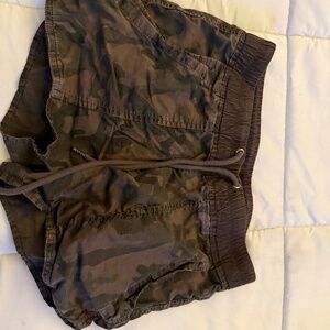 James Perse Army Cargo Shorts